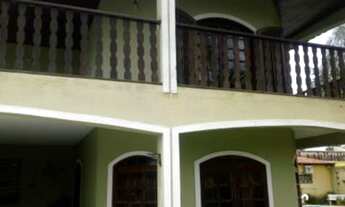 Imagem: Sobrado com 4 Dormitorio(s) localizado(a)