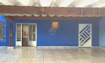 Imagem: Sobrado com 4 Dormitorio(s) localizado(a)