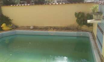 Imagem 2: Casa com 4 Dormitorio(s) localizado(a) no bairro Bosque dos Eucaliptos em São José dos Ca