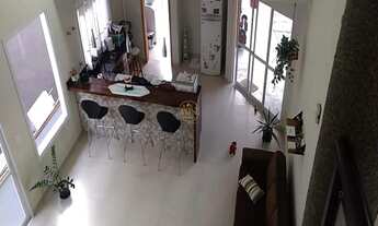 Imagem 2: Sobrado com 4 Dormitorio(s) localizado(a) no bairro CONDOMÍNIO TERRAS DO VALE em Caçapava