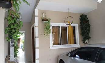 Imagem: Sobrado com 3 Dormitorio(s) localizado(a)