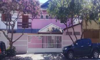 Imagem: Casa com 4 Dormitorio(s) localizado(a) no