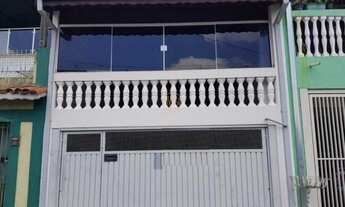 Imagem: Sobrado com 4 Dormitorio(s) localizado(a)