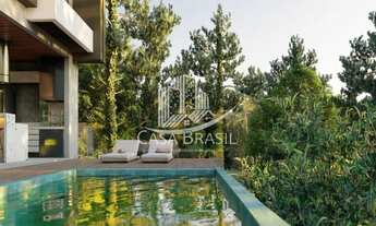 Imagem: Sobrado com 5 Dormitorio(s) localizado(a)