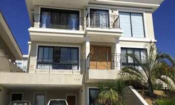 Imagem: Casa com 4 Dormitorio(s) localizado(a) no