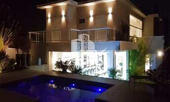 Imagem: Sobrado com 4 Dormitorio(s) localizado(a)