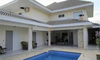 Imagem: Casa com 4 Dormitorio(s) localizado(a) no