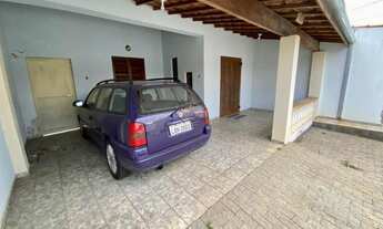 Imagem: Casa com 3 Dormitorio(s) localizado(a) no