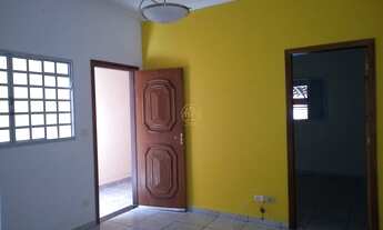 Imagem 7: Casa com 2 Dormitorio(s) localizado(a) no bairro JARDIM DO PORTAL em Jacareí / SÃO PAULO