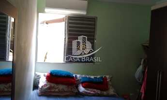 Imagem 2: Casa com 4 Dormitorio(s) localizado(a) no bairro Jardim Veneza em São José dos Campos / S