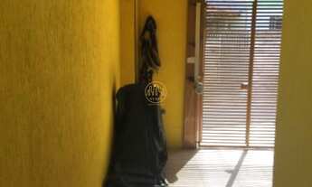 Imagem 3: Casa com 2 Dormitorio(s) localizado(a) no bairro JARDIM SANTA MARIA em São José dos Campo