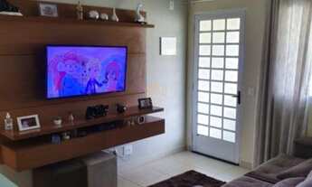 Imagem 3: Casa com 2 Dormitorio(s) localizado(a) no bairro JARDIM MARCONDES em Jacareí / SÃO PAULO