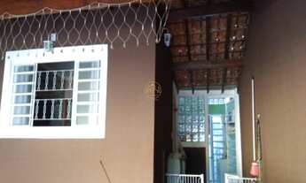 Imagem: Casa com 3 Dormitorio(s) localizado(a) no