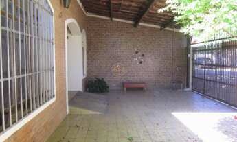 Imagem: Casa com 3 Dormitorio(s) localizado(a) no