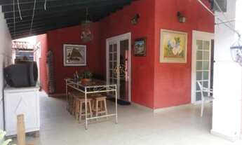 Imagem: Sobrado com 4 Dormitorio(s) localizado(a)