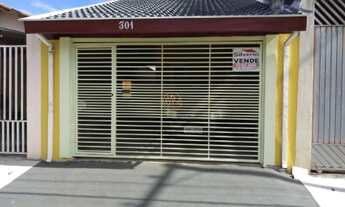 Imagem: Casa com 2 Dormitorio(s) localizado(a) no