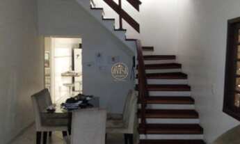 Imagem: Sobrado com 4 Dormitorio(s) localizado(a)