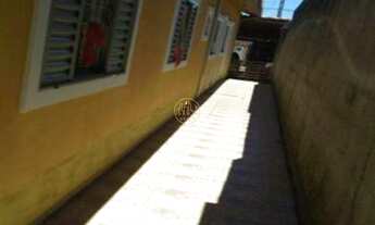 Imagem 2: Casa com 3 Dormitorio(s) localizado(a) no bairro PARQUE INTERLAGOS em São José dos Campos