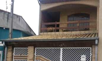 Imagem: Sobrado com 4 Dormitorio(s) localizado(a)