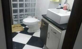 Imagem 2: Casa com 2 Dormitorio(s) localizado(a) no bairro CIDADE MORUMBI em São José dos Campos