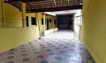 Imagem: Casa com 3 Dormitorio(s) localizado(a) no