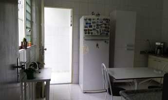 Imagem: Casa com 3 Dormitorio(s) localizado(a) no