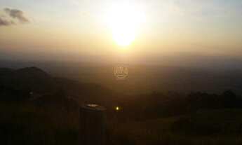 Imagem: Terreno com 2 Dormitorio(s) localizado(a)