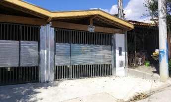 Imagem: Casa com 2 Dormitorio(s) localizado(a) no