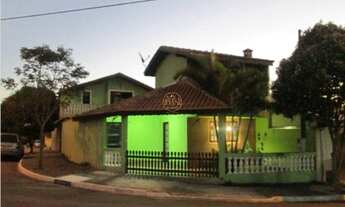 Imagem: Casa com 3 Dormitorio(s) localizado(a) no