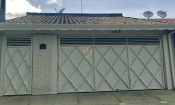 Imagem: Casa com 3 Dormitorio(s) localizado(a) no