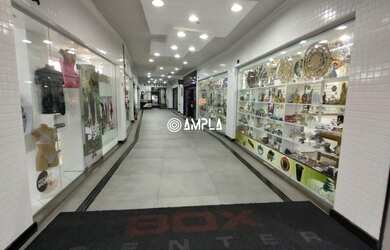 Imagem 2: SALA COMERCIAL COM 4 GARAGENS NO CENTRO