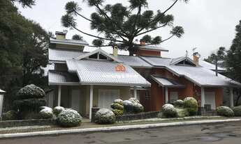 Imagem: Belíssima casa à venda em Gramado no bairro