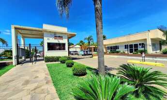 Imagem: Casa semimobiliada em condomínio fechado