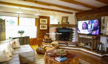 Imagem 7: Uma residência incrível lhe aguarda! Casa à venda no Aspen Mountain, Gramado!