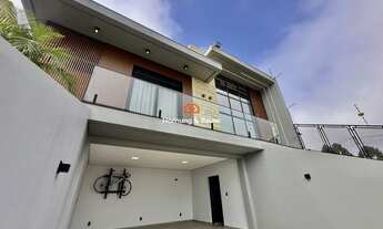 Imagem: Belíssima casa de alto padrão à venda