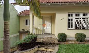 Imagem: Casa com piscina à venda em Novo Hamburgo