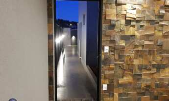 Imagem 7: Maravilhoso sobrado a venda em Condomínio Fechado em Cravinhos!!