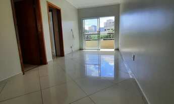 Imagem 2: Apartamento de 2 quartos com muitos armários e vista privilegiada!