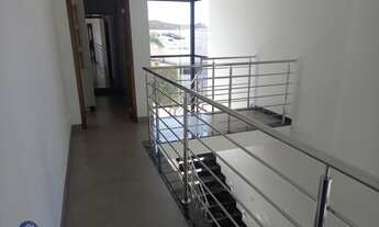 Imagem 3: Luxuoso Sobrado à Venda no Condomínio Fechado Quinta da Primavera