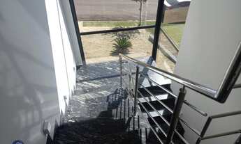 Imagem 2: Luxuoso Sobrado à Venda no Condomínio Fechado Quinta da Primavera