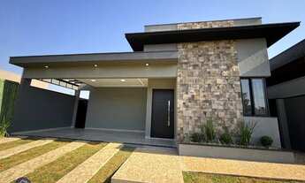 Imagem: Seu Paraíso Te Espera no Portal da Mata!