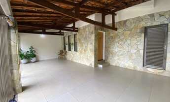 Imagem: Oportunidade Única! Casa Espaçosa com