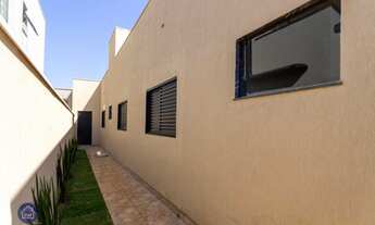 Imagem 6: Linda Casa de 3 Dormitórios no Condomínio Vivendas da Mata - Portal Aroeira