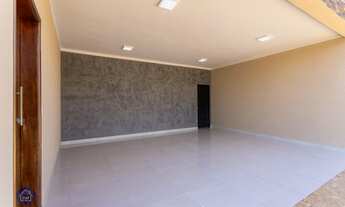 Imagem 3: Linda Casa de 3 Dormitórios no Condomínio Vivendas da Mata - Portal Aroeira