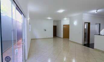 Imagem: Imóvel espaçoso em Parque Residencial