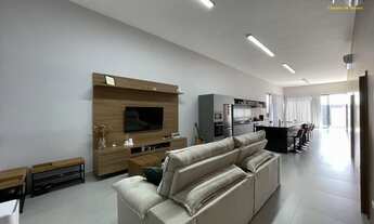 Imagem: Oportunidade Única Casa Semi-Nova em Condomínio