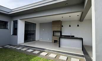 Imagem 3: Casa Térrea com Churrasqueira, Grama e Closet em Piracicaba, Bairro Campestre - Pronto par