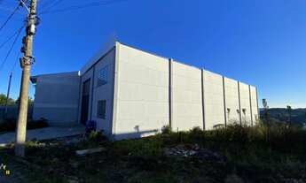 Imagem 7: Pavilhão Galpão / depósito com 4 vagas na garagem