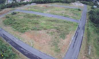 Imagem 2: Terreno Terreno / lote com venda por R$190.000