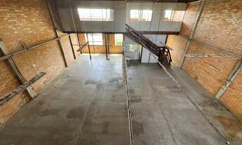 Imagem 7: Pavilhão Galpão / depósito com 2 banheiros